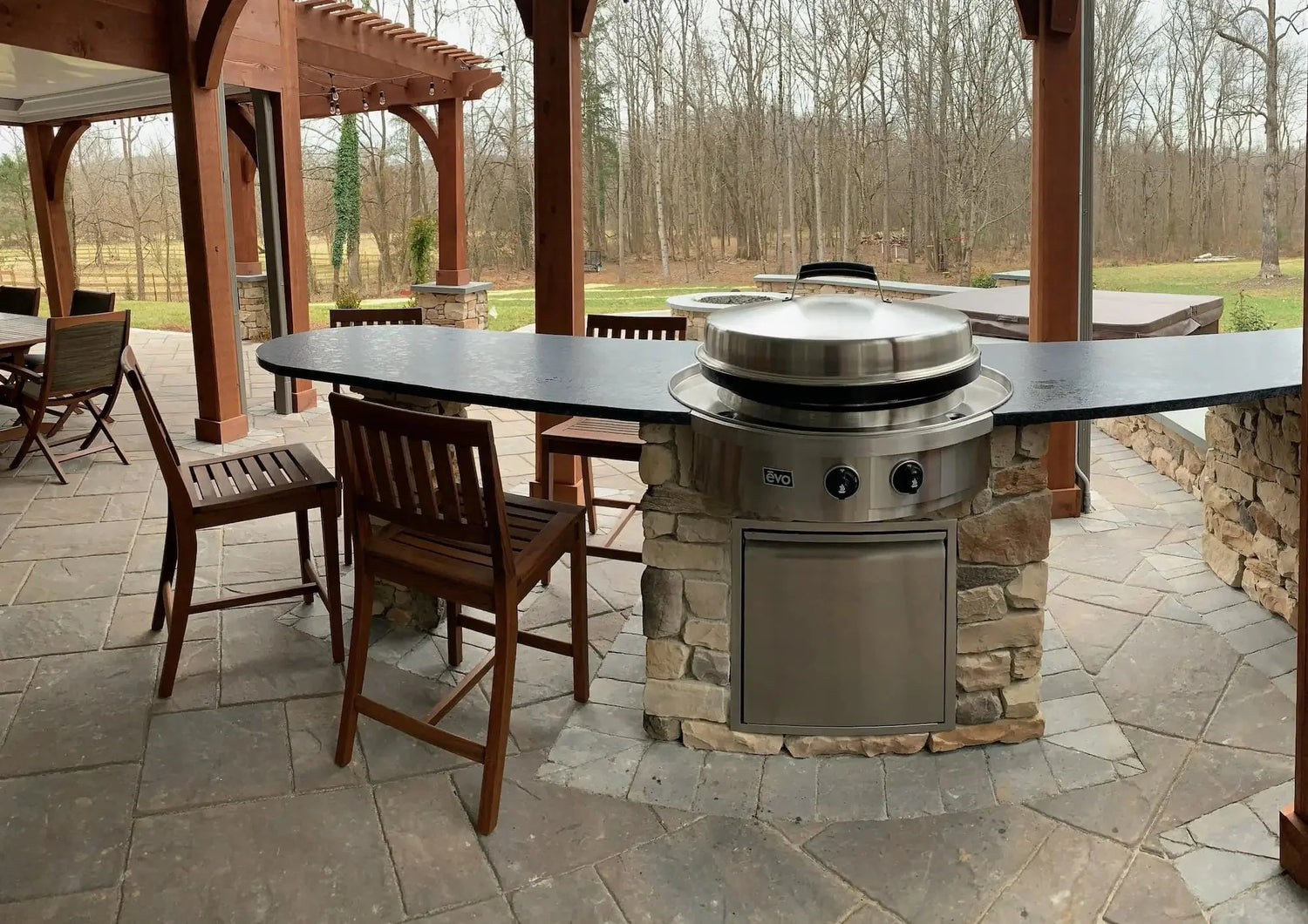 Custom Outdoor Kitchens